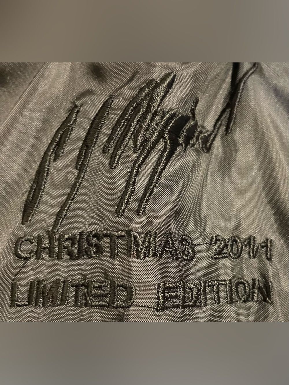 Peter Nygård NWT Women’s Size M 2011 Limited Edition Christmas Leather Jacket PM - Picture 12 of 14